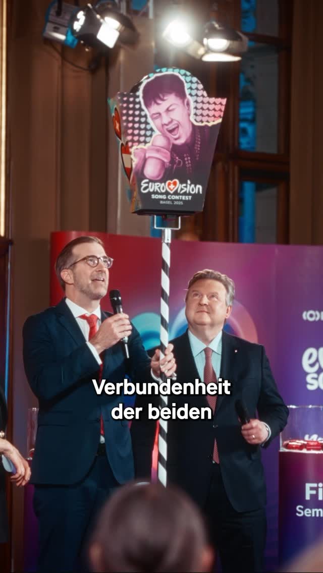 In wenigen Wochen findet das Finale des Eurovision Song Contest 2026 in der Wiener Stadthalle statt – ein Ereignis, auf das wir uns in Wien mit großer Vorfreude vorbereiten. 🎤🌍 Nach 1967 und 2015 ist Wien bereits zum dritten Mal Gastgeber des Eurovision Song Contest – eine besondere Auszeichnung und ein Anlass für großen Stolz.

Ein besonderes Symbol dafür ist die Fasnachtslaterne aus Basel, dem Austragungsort des Vorjahres, die nun an Wien übergeben wurde. Sie steht für die enge europäische Verbundenheit und die Weitergabe dieses einzigartigen Musikereignisses. 🏮🤝 Wien ist bereit, Europa willkommen zu heißen.